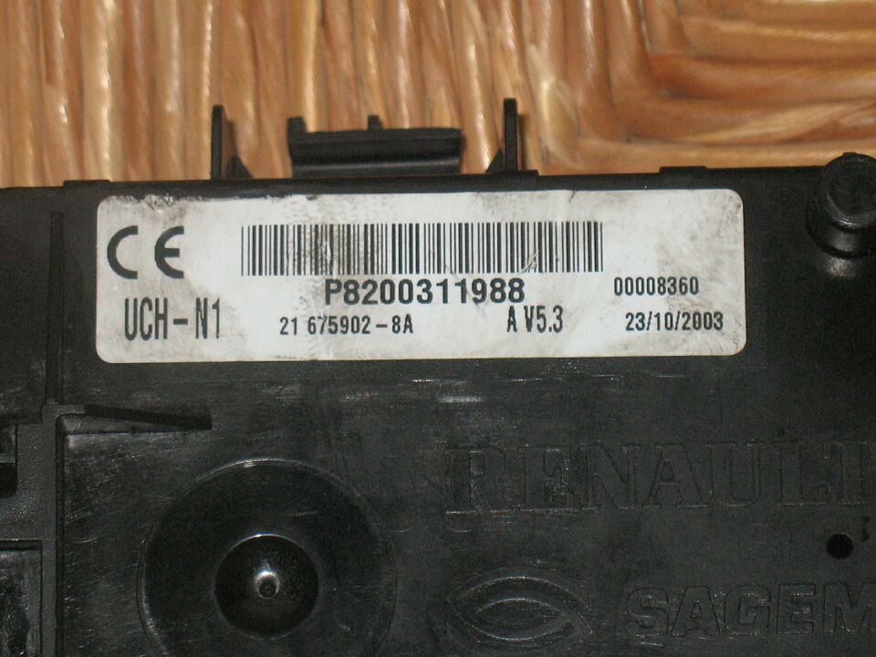 Modulo UCH Renault Clio cc 1.2 16V. P8200311988 21675902-8A