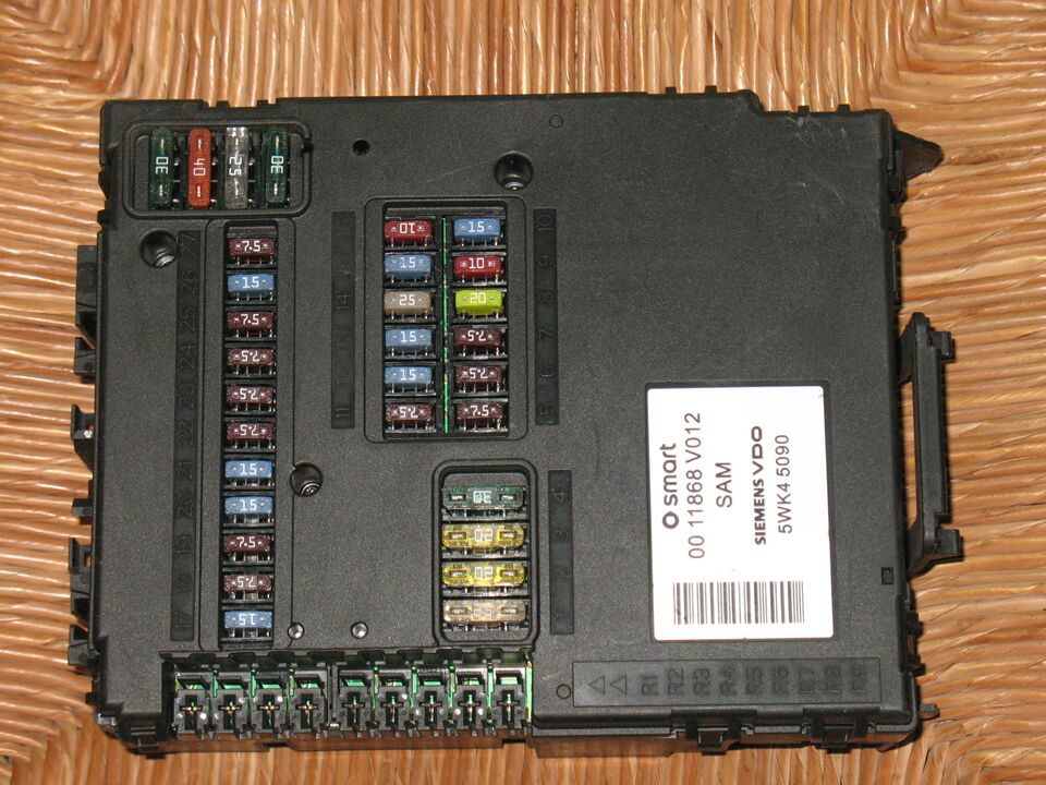 SAM Smart ForTwo SMART 0011868V012 SIEMENS VDO 5WK4 5090