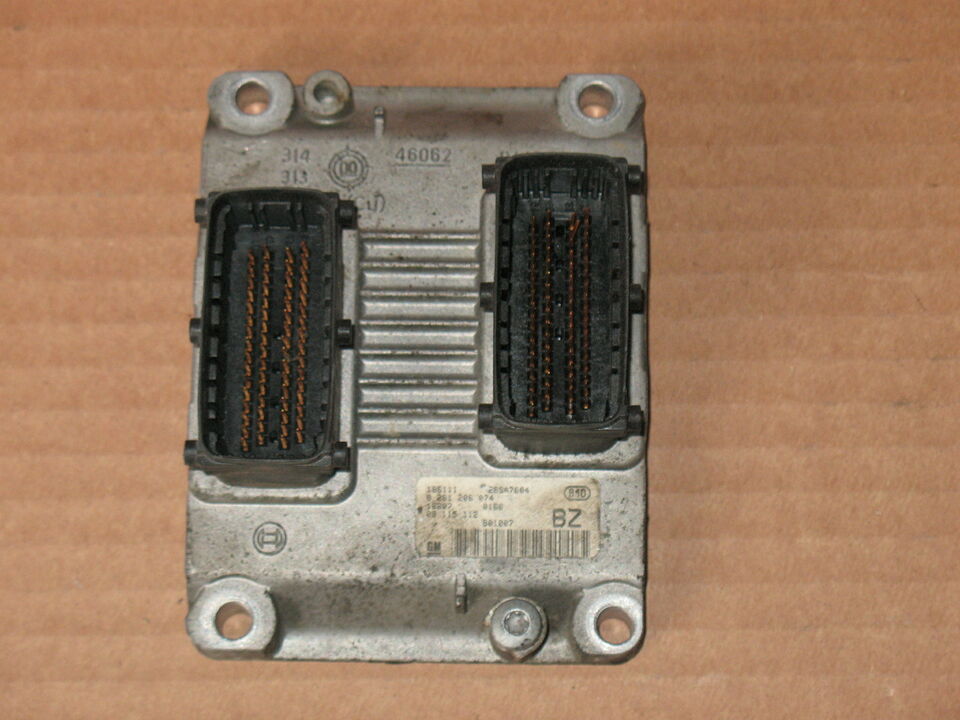 ECU OPEL CORSA C 1.2 Z12XE BOSCH 0261206074 GM 09115112 BZ