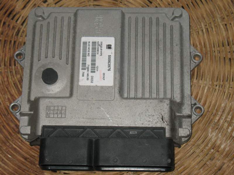 ECU OPEL 1.3 55563976 33920-51KP1 3392051KP1 MJD6O2.W2