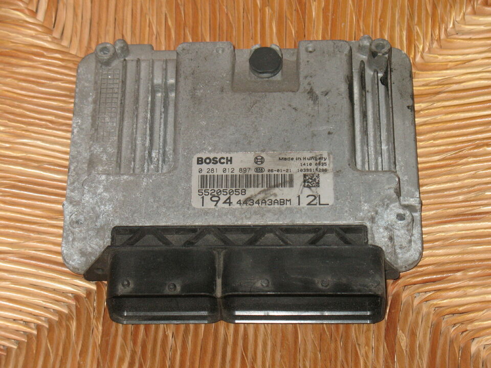 BOSCH 0281012897 55205058 EDC 16C39-5.WA FIAT CROMA 1.9 JTD