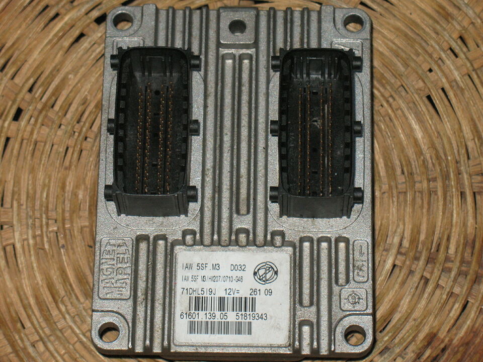 ECU FIAT MARELLI IAW 5SF.M3 IAW5SFM3 51819343 HW207
