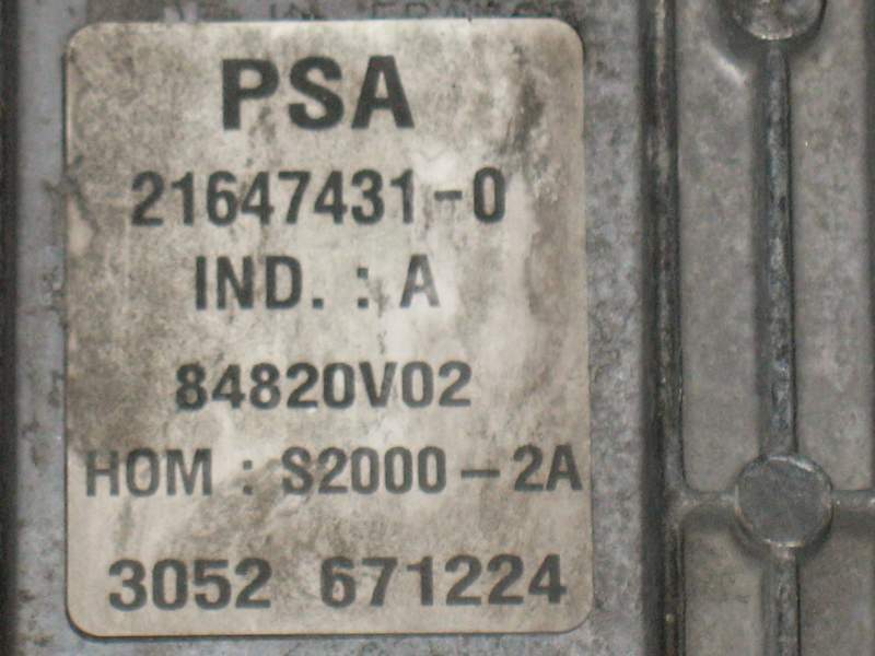 ECU CONTROLLER PEUGEOT 206 1.4 8V 21647431-0, 964698868