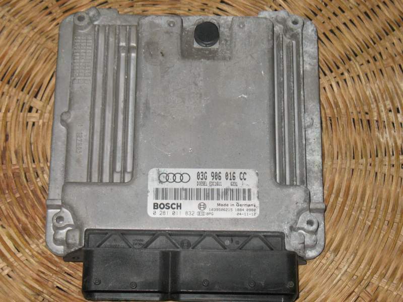 ECU AUDI A3 1.9 TDI BOSCH 0281011832 03G906016CC EDC 16U1-5.41