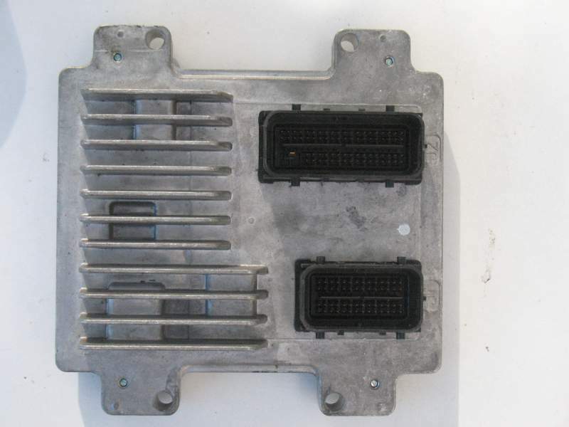 OPEL CORSA D E83 2013 1.2 16v VVT A12XER ECU 55590540 ABHH