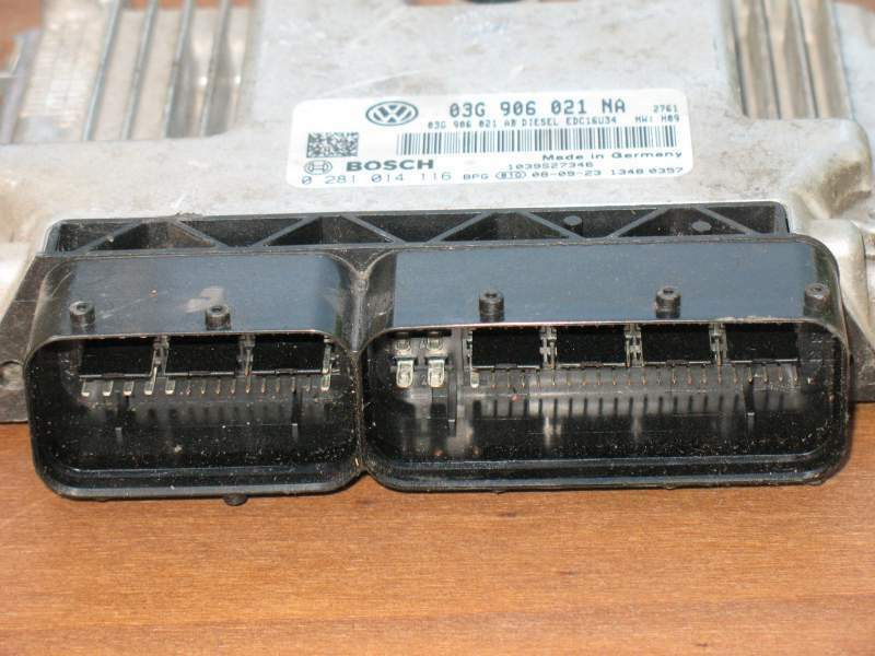 Ecu VOLKSWAGEN GOLF 1.9 TDI 03G906021NA BOSCH 0281014116 EDC 16U34-3.42