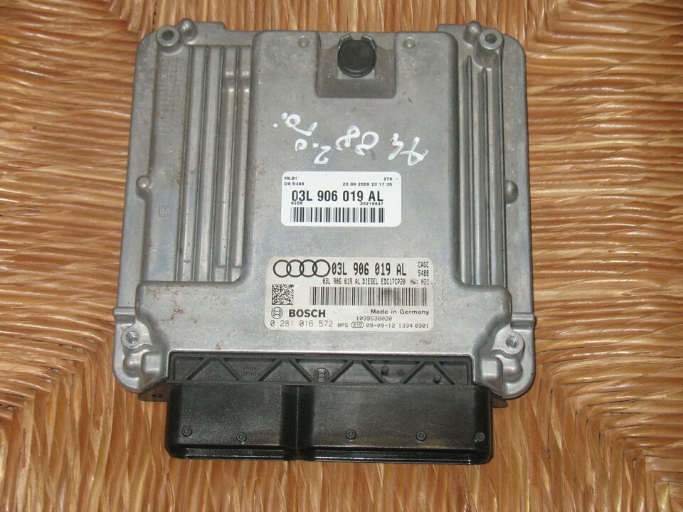 AUDI A4 A5 2.0 TDI 03L906019AL 0281016572 EDC17CP20