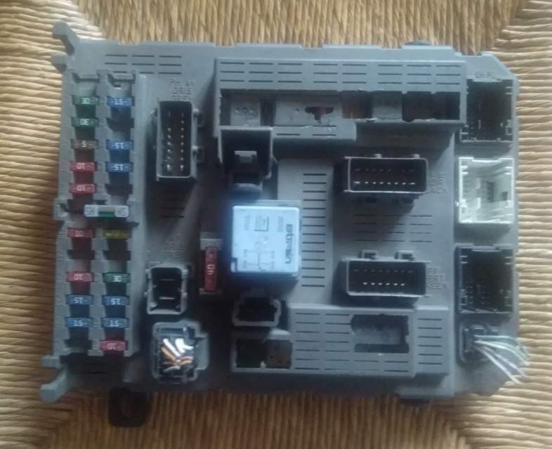 Body bsi computer peugeot citroen 96 453 529 80 9645352980