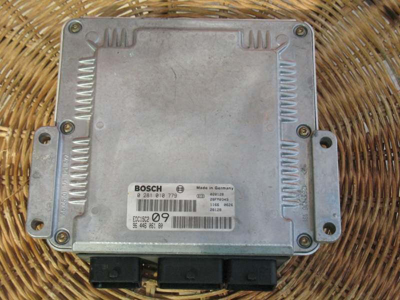 ECU PEUGEOT 307 2.0 HDI BOSCH 0281010779 9644606180