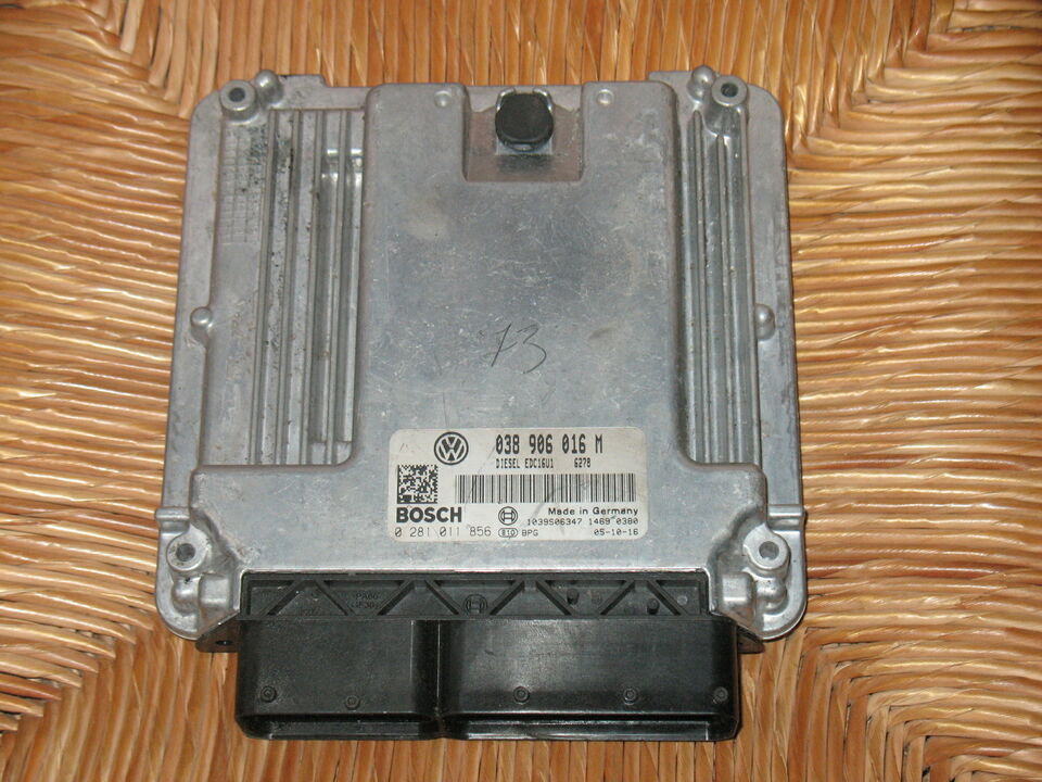 Ecu vw transporter T5 038906016M bosch 0281011856 EDC16U1 EDC 16U1-5.44