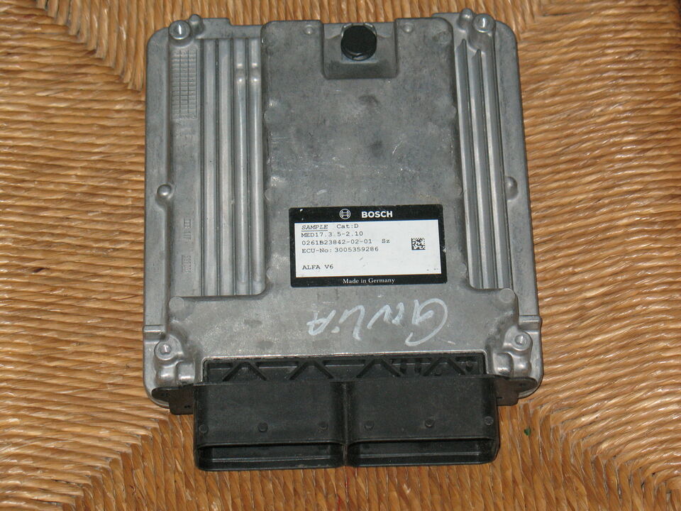ECU NUOVA ALFA GIULIA V6 MED17.3.5-2.10 0261B2384 3005359286