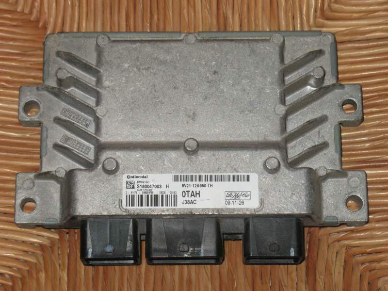 ECU FORD FIESTA 1.4 TDCI S180047003H FoMoCo 8V21-12A650-TH