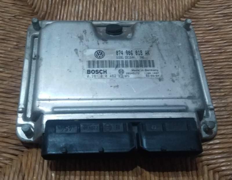 ECU VW T4 2.5 TDI 0281010462 EDC15VM+ 3905 074906018 AK