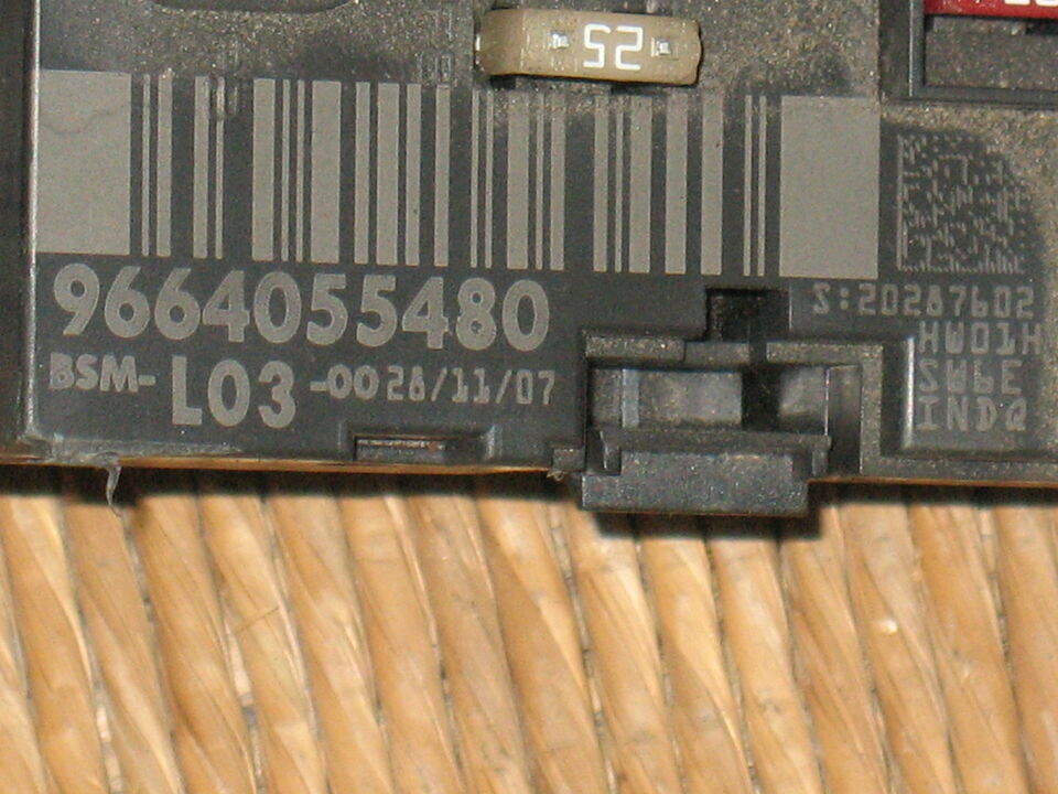 ECU BSM CITROEN PEUGEOT 9664055480 BSM-L03