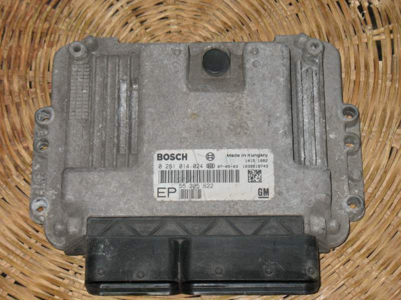 Opel astra zafira 1.9 cdti 0281014024 gm 55205622 ep EDC16C39