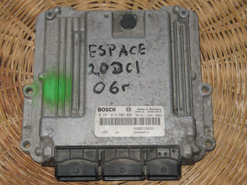 RENAULT LAGUNA 2.0 DCI 120 ECU COMPUTER 0281013505 / 8200520036 EDC 16CP33-6.1
