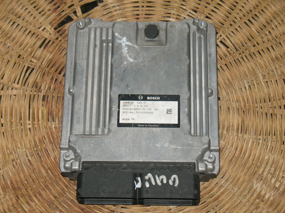 ECU ALFA GIULIA V6 BOSCH MED17 3 0261B23842 0202 3005359345