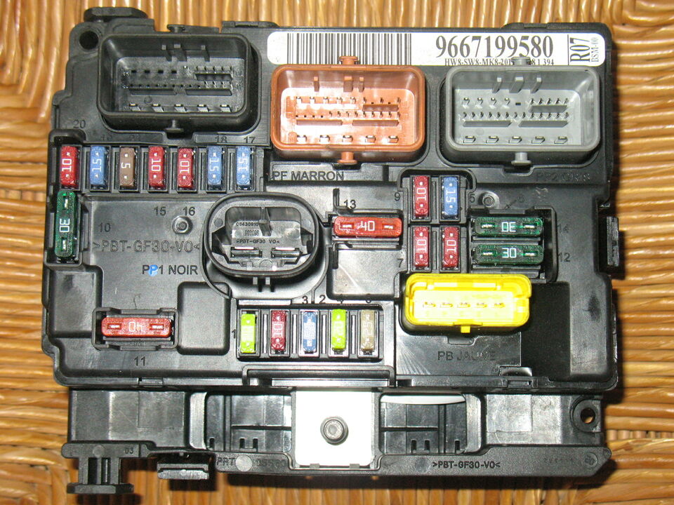 Bsm citroen peugeot fuse box bsm-00 r07 9667199580
