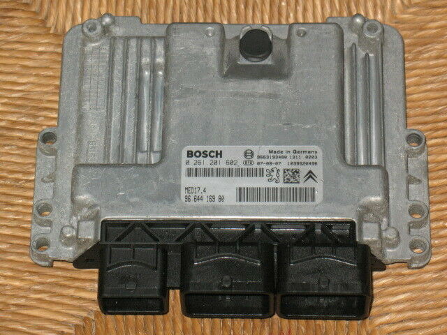 ECU PEUGEOT 207 1.6 0261201602 9664416980 9663193480 MED17 4