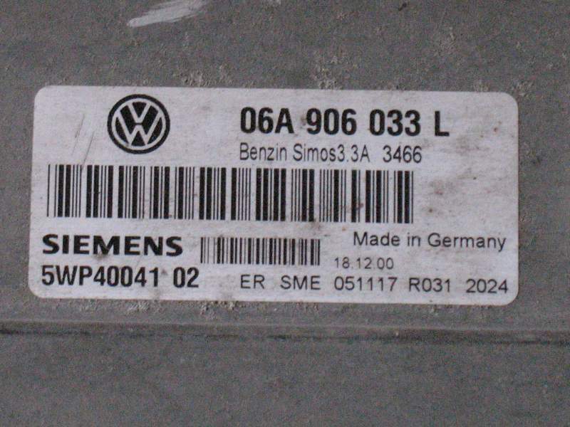 ECU VW New Beetle 9C1, 1C1, 1Y7, Siemens 5WP4004102, 06A906033L