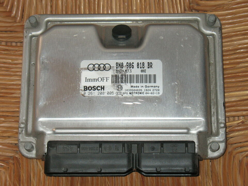AUDI TT 8N 1.8 T 8N0906018BR Bosch 0261208005 ME7.5