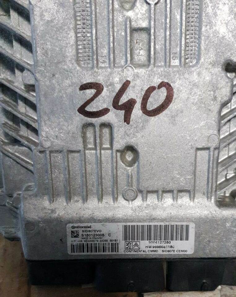 ECU Citroen C4 Cactus SID807EVO S180123008C HW9666681180