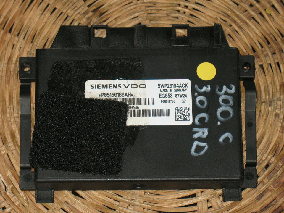 ECU DODGE NITRO SIEMENS VDO 5WP20104ACK P05150186AH