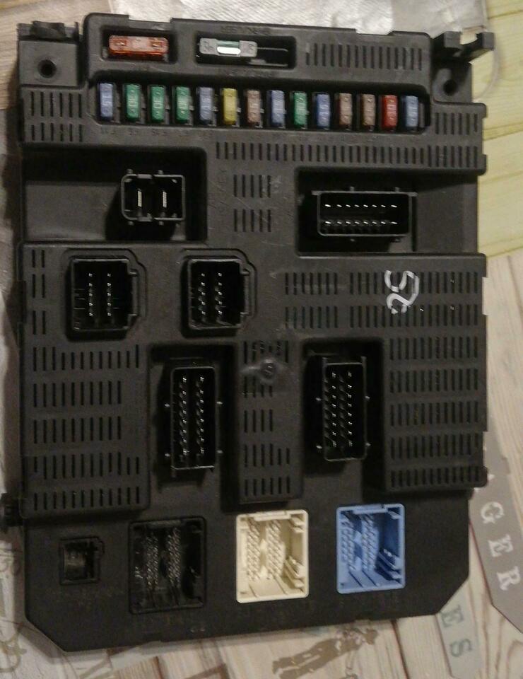 Body computer bsi citroen peugeot 9664156780 p10-00