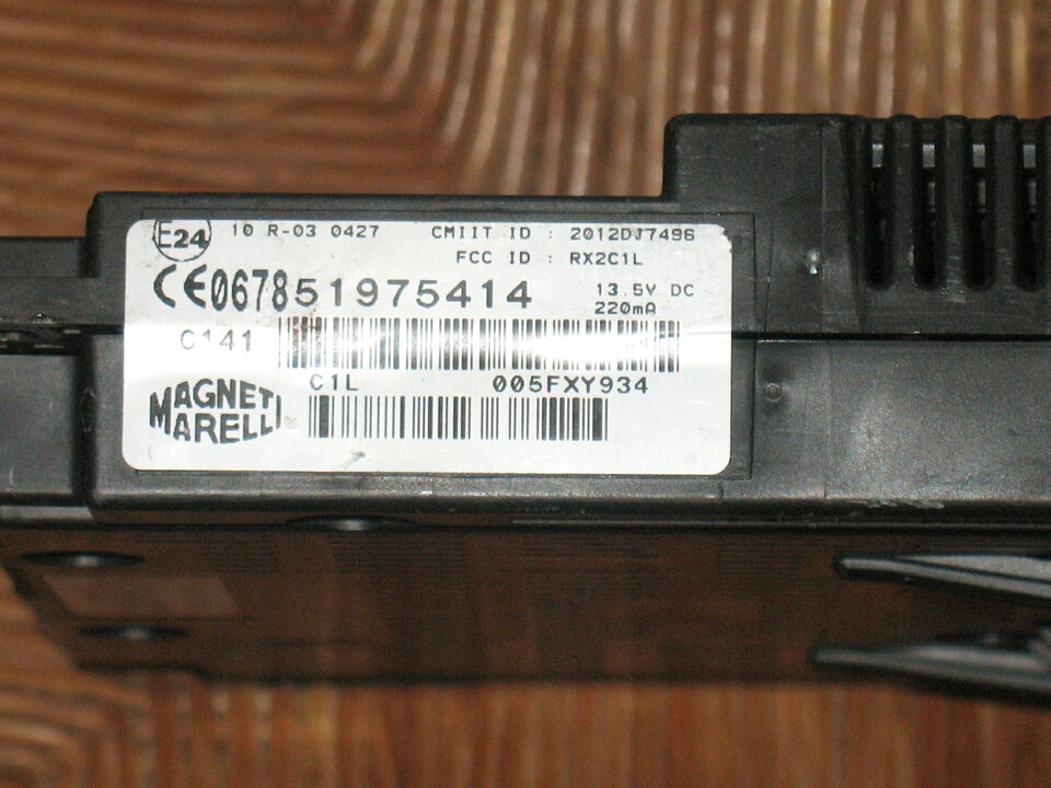 FIAT PANDA CROSS 4x4 51975414 CENTRALINA Blue&Me 067851975414