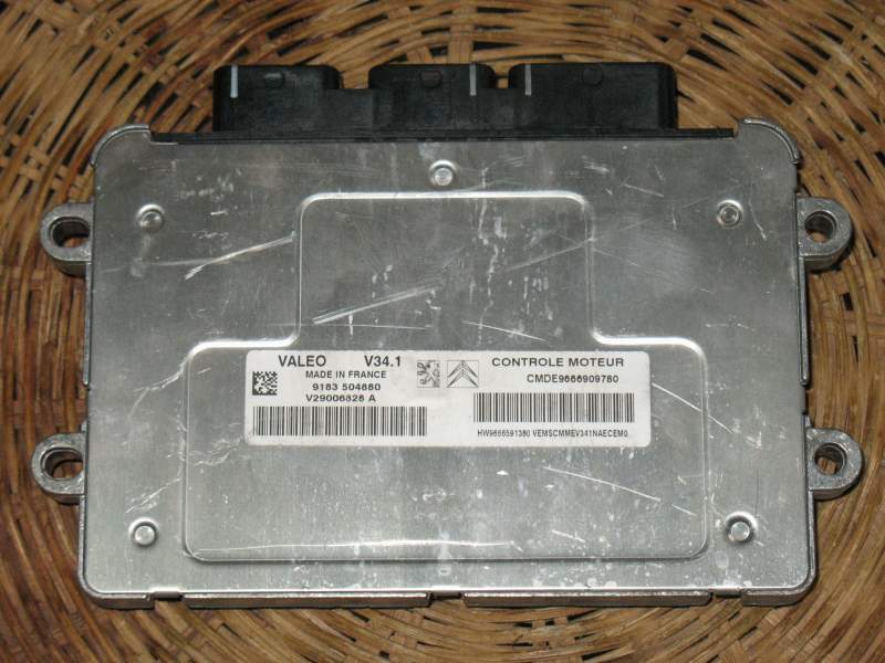 ECU CITROEN PEUGEOT V34.1  9666909780 V29006828A HW9666591380