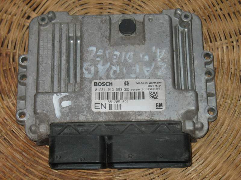 Ecu ASTRA ZAFIRA 1.9 CDTI BOSCH 0281013593 GM 55205621EN EDC 16C39-5.12