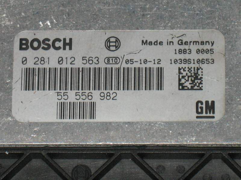 ECU SAAB 9-5 1.9 Z19DTH 55556982 BOSCH 0281012563 1039S10653 GM