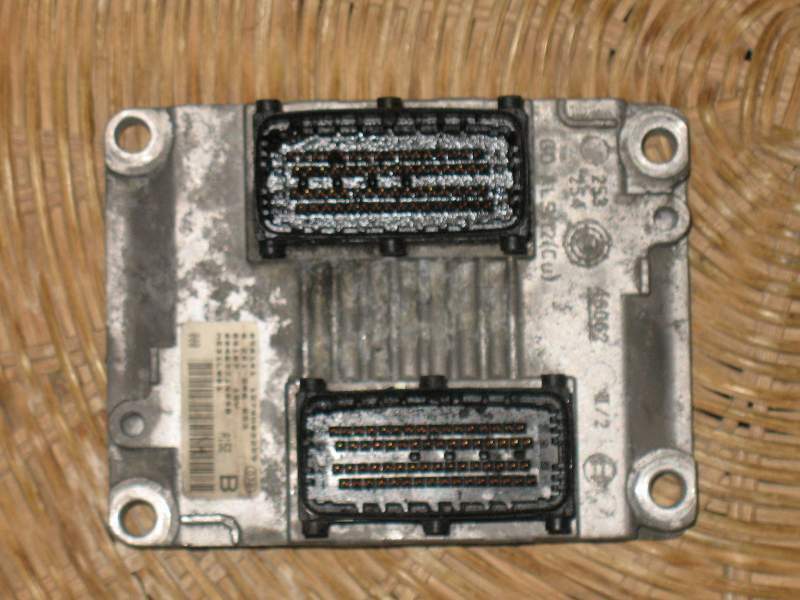 ECU Bosch 0261206653 LANCIA Lybra 2.0i , SW 2.0i