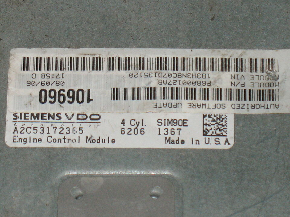 ECU DODGE CALIBER 2.4 ECM P68000127AB A2C53172365 SIM90E