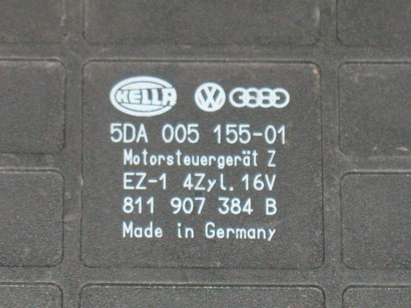 Centralina del motore VW 811-907-384 TAN Triumph-Adler