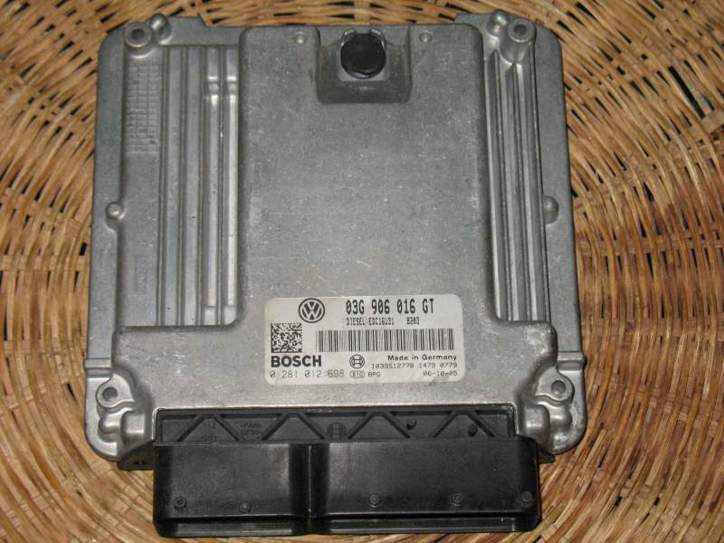 ECU SKODA SUPERB 2.0 BOSCH 0281012698 03G906016GT