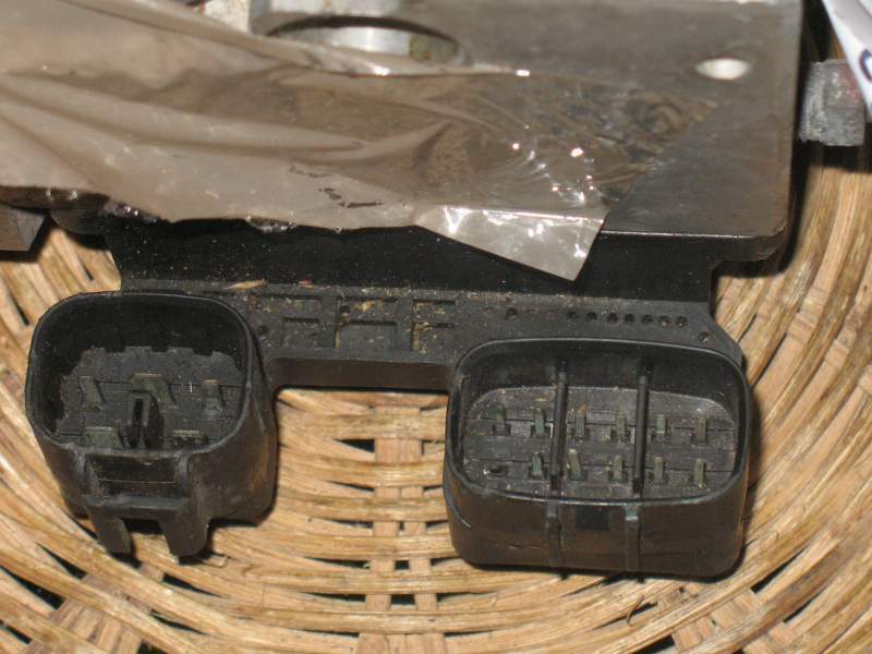 ABS LEXUS IS 200 TOYOTA 4454024010 DENSO 1332005000