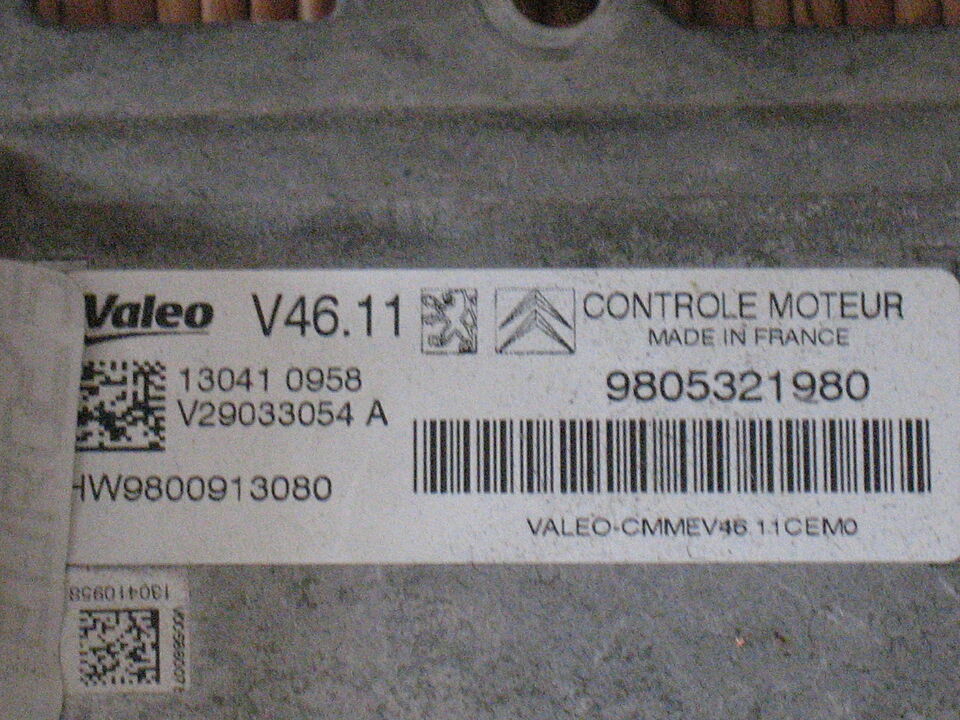 Ecu Peugeot 208 C3 9805321980 HW9800913080 V46.11 V29033054A