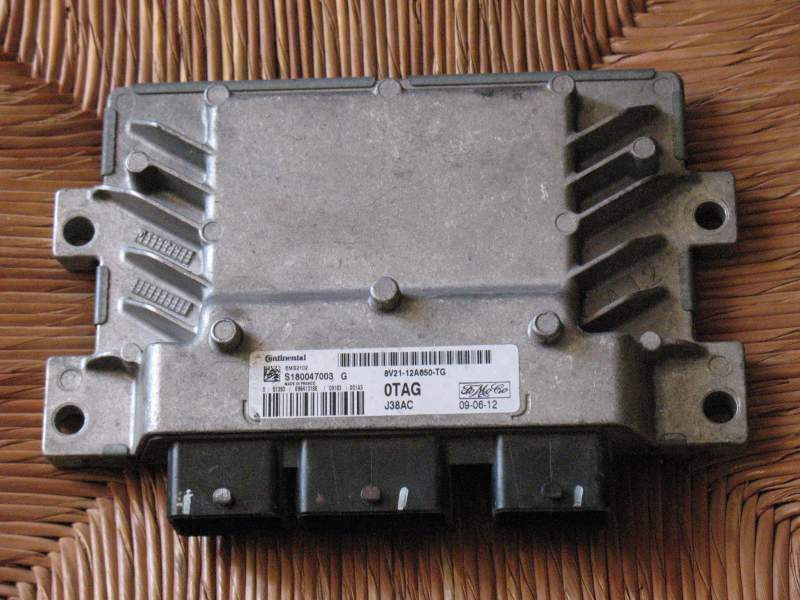 FIESTA 1.4 ECU S180047003 CONTINENTAL 8V21-12A650-TG OTAG J38AC