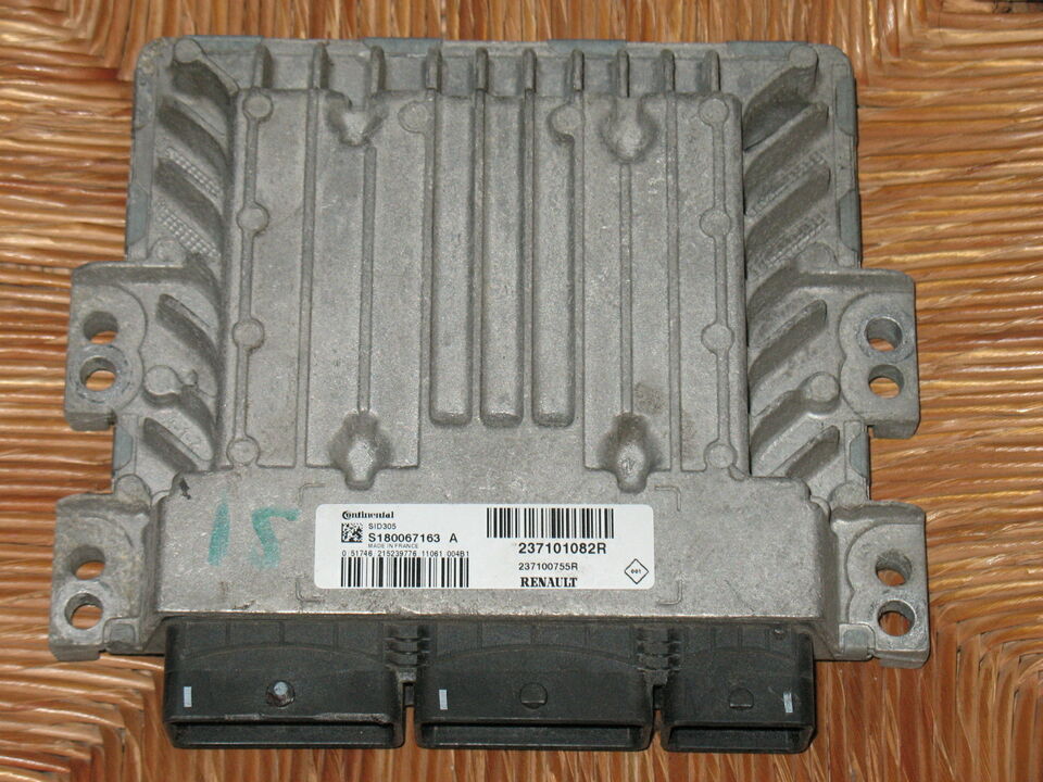 ECU NISSAN JUKE 1.5 DCI S180067163 A SID305 RENAULT 237101082R