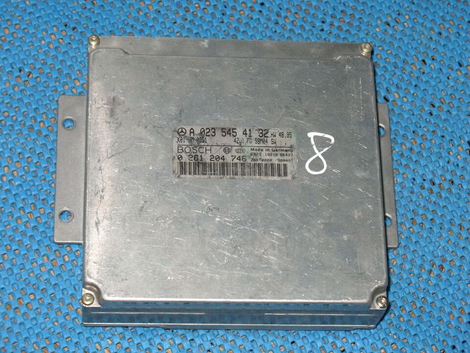 ECU BOSCH 0261204746 MERCEDES W202 W208 1997-1998