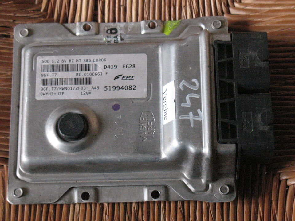 2007-2014 FIAT 500 1.2 motore a benzina ECU 51994082 HWN01