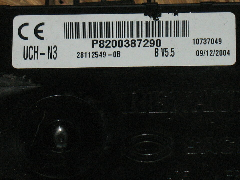 BSI RENAULT CLIO P8200387290 Sagem 281125490B UCH-N3