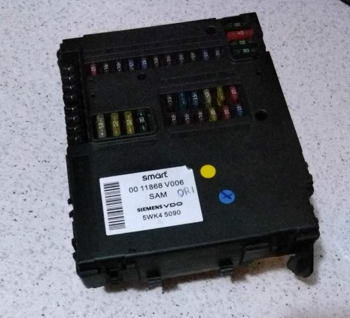 SAM Smart ForTwo SMART 0011868V006 SIEMENS VDO 5WK4 5090
