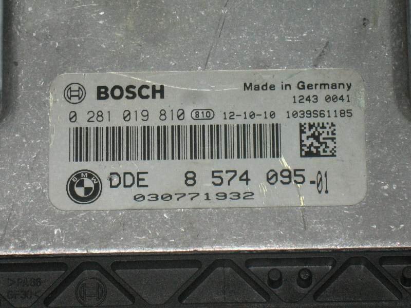 ECU  BMW SERIE 1 f21 118D 0281019810 DDE 8574095 EDC 17C50-3.51