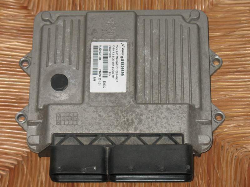 ECU Lancia mjd6jf 51826699 hw01c / 1092m477 lancia Musa 1.3 JTD