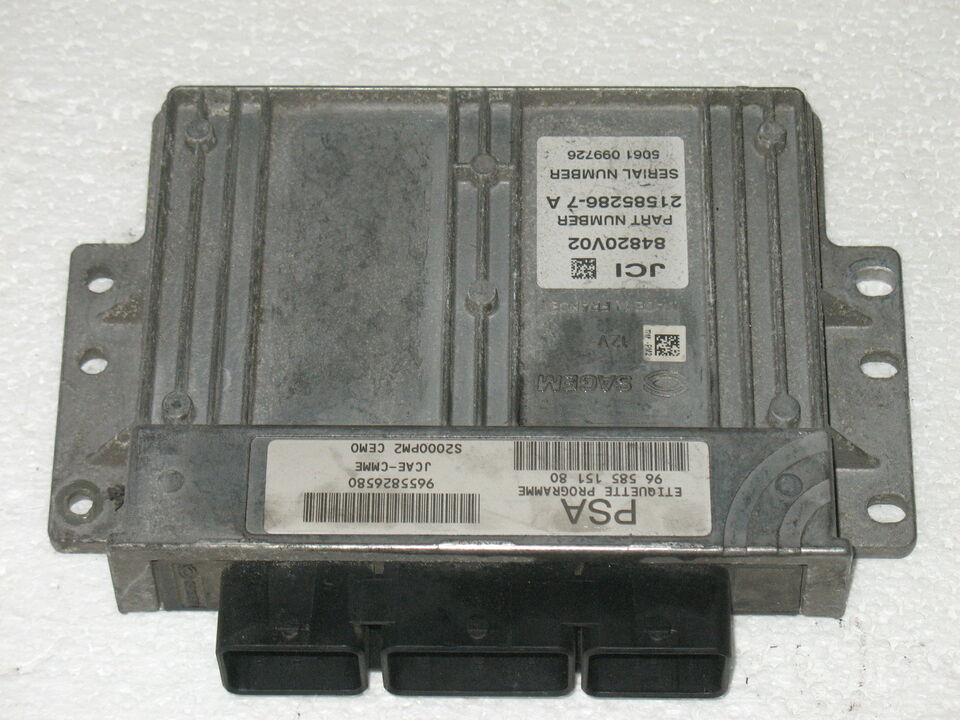 ECU CITROEN XSARA PICASSO 1.8 9655826580 215852867A S2000PM2