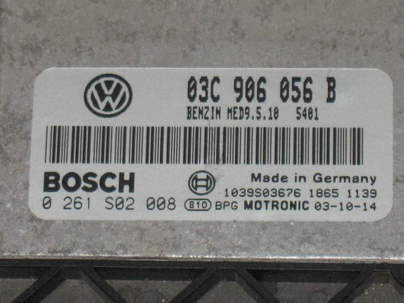 ECU VW GOLF V 1.6 FSI 03C906056B 0261S02008 MED9.5.10