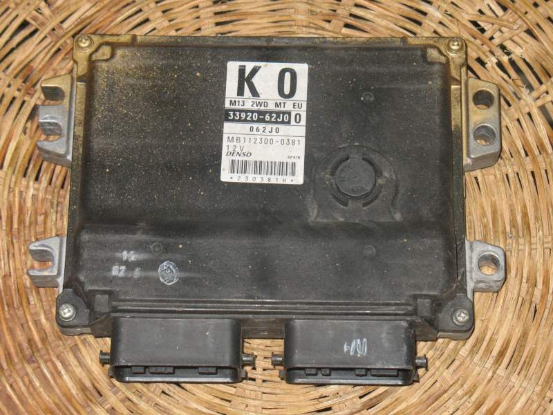 ECU SUZUKI SWIFT 1.3 3392062J0 K0 DENSO MB1123000381