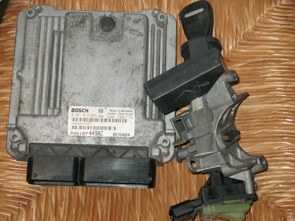 KIT Chrysler Dodge Caliber 2.0 ECU 0281013693 05026228AH EDC 16U31-4.70
